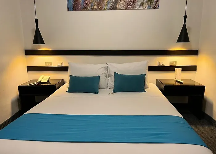 Hotel Sacha Centric 3*